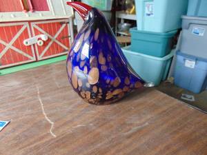 lot 1937 image: Blue Murano Bird