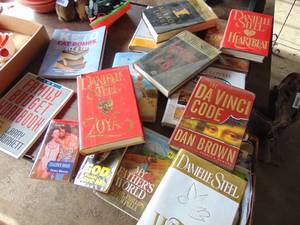 lot 1953 image: Daniel Steele books and more