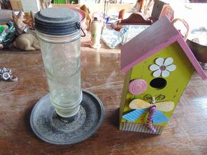 lot 1956 image: Bird House and Feeder