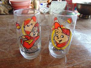 lot 1961 image: Pair of Alvin - Character Glasses