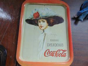 lot 1986 image: Coca-Cola Tray