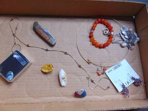 lot 1993 image: Selection of Jewelry W Pocket Knife