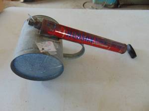 lot 2042 image: Hudson Duster - Vintage