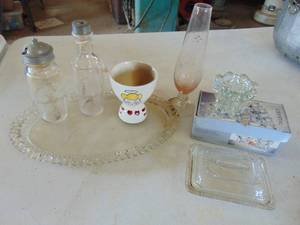 lot 2047 image: Decor Selection - Butter Tray and Egg Cup