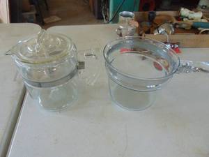 lot 2073 image: Pyrex - Coffee and More