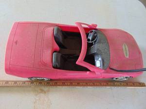 lot 2086 image: Barbie Corvette