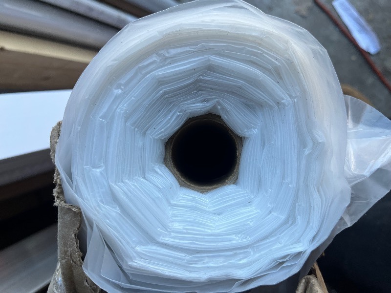 lot 173 image: 4 x 100 Plastic Material - Great Utility