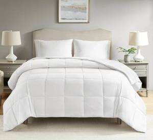 lot 8766 image: Mainstays King Comforter, Down Alternative, All-Season, White