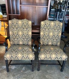 lot 3517 image: Traditional Wing Back Chairs - Set of 2