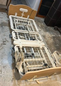 lot 3526 image: Joerns Electric Hospital Bed