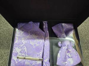 lot 8148 image: JEMYGINS Mens Paisley Tie and Pre-tied Paisley Bow Tie with Pocket Square Cufflinks Clip Set (Lavender)