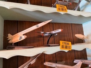 lot 27035 image: Set of Three Vintage United States Air Forces Model Planes