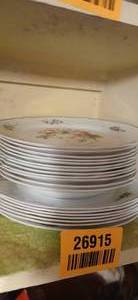 lot 26915 image: Complete Set of Arc Arcopal Floral Dining Plates