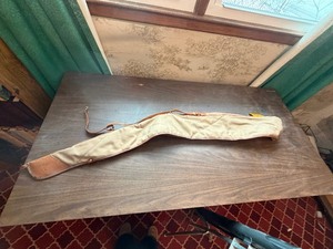 lot 27083 image: Vintage Leather and Cloth Rifle Carrying Case
