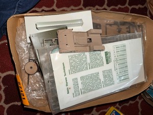 lot 27121 image: Vintage Military Truck Model Kit