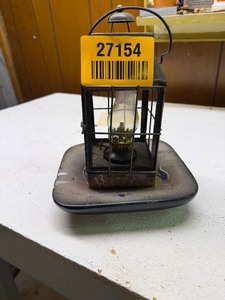 lot 27154 image: Vintage Oil Lamp and Porcelain Painted Small Plate