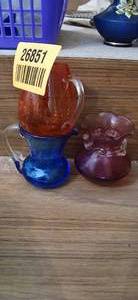 lot 26851 image: Set of Three Colored Glass Flower Vases