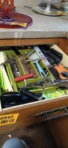 lot 26942 image: Drawer Full of Kitchen Utensils