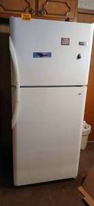 lot 26943 image: Vintage Frigidaire Refrigerator