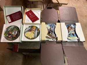 lot 27304 image: Set of Four Misc. Branded Decorative Wall Plates
