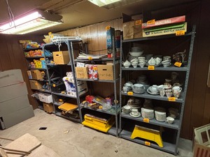 lot 27289 image: Four Sets of Metal Shelving