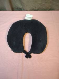 lot 192 image: Memory Foam Travel Neck Pillow