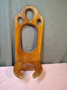 lot 202 image: Vintage Wooden display - maybe for an old type phone, candle  lamp holder (it is not a hair dryer holder, the round opening is too large and hair dryer would fall through)