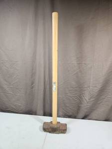 lot 461 image: Sledge Hammer