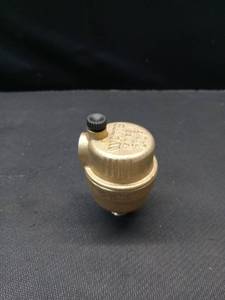 lot 2650 image: Watts 0590716 Fv-4 14  Automatic Vent Valve