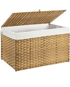 lot 8531 image: GREENSTELL Storage Basket with Lid, 42.3 Gallon(160L) Lagre Wicker Blanket Storage Basket with Handles, Foldable, 2 Removable Liner Bags, Metal Frame, for Bedroom, Laundry Room, Brown,3018.118.1