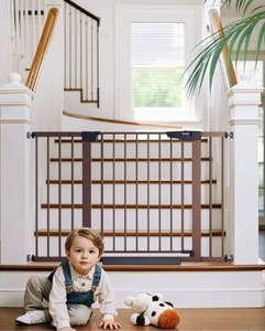 lot 8549 image: Cumbor 29.7-48 Baby Gate for Stairs, Moms Choice Awards Winner-Dog Gate for Doorways, Auto Close Safety Pet Gate for Dogs Indoor, Easy Install Pressure Mounted Child Gate with Walk Thru Door, Brown