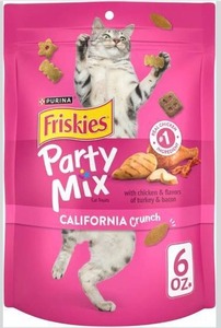 lot 9334 image: Purina Friskies Cat Treats, Party Mix California Crunch With Chicken - (Pack of 6) 6 oz. Pouches