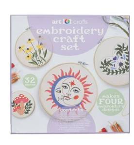 lot 9481 image: Art 101&nbspCrafts Embroidery Craft Set