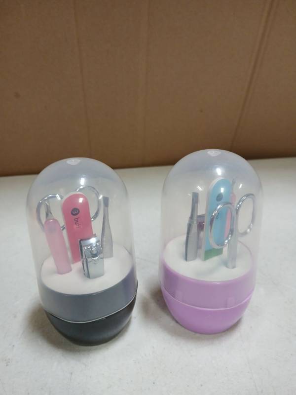 lot 28544 image: Manicure Sets 5pcs Each 2pk