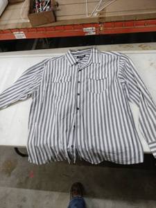 lot 8969 image: Contender Striped Button Up - 2XL