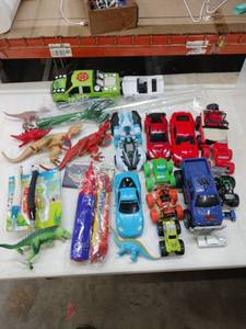 lot 8977 image: Tote of Miscellaneous Toys