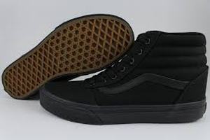 lot 8943 image: Vans Ward Hi high-top sneakers - 11.5