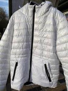 lot 8964 image: Kenneth Cole New York Puffer Jacket - White - XXL