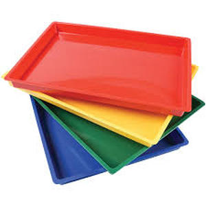 lot 8984 image: Constructive Playthings Set of 4 Mess Trays