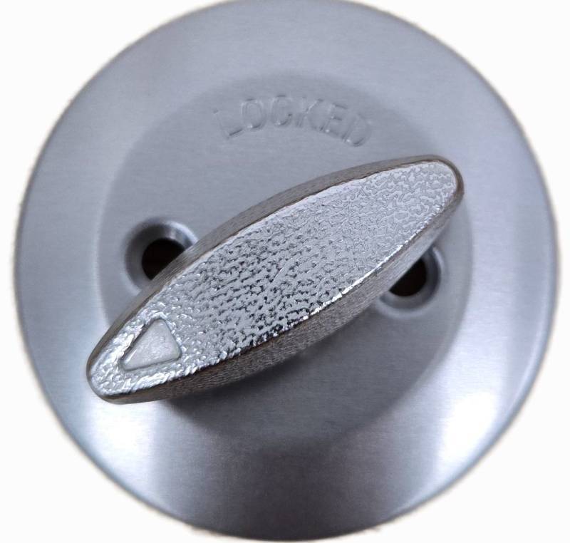 lot 23097 image: KWIKSET Lock and Key Random Parts and Pieces