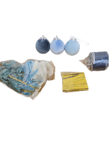 lot 485 image: Blue Cotton Ball String Lights