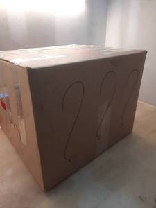 lot 16584 image: Mystery Box