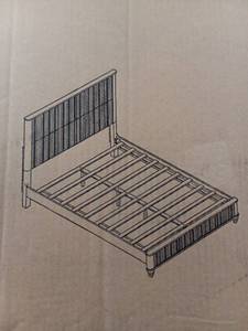 lot 2094 image: QUEEN SIZE BED - BEGEI - Retail $198