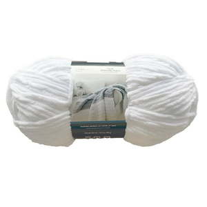 lot 2174 image: Pack of 4 ,Mainstays 220 yd Super Bulky Cozy Chenille Yarn  Arctic White  100% Polyester  10.5oz&nbsp