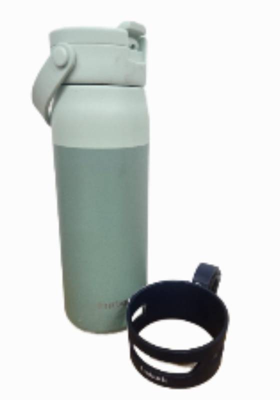 lot 23170 image: Embark Insulated Water Bottle with Silicone Grip