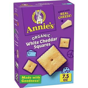 lot 9136 image: Annies Organic White Cheddar Squares Baked Snack Crackers BEST BY FEBRUARY 05, 2026