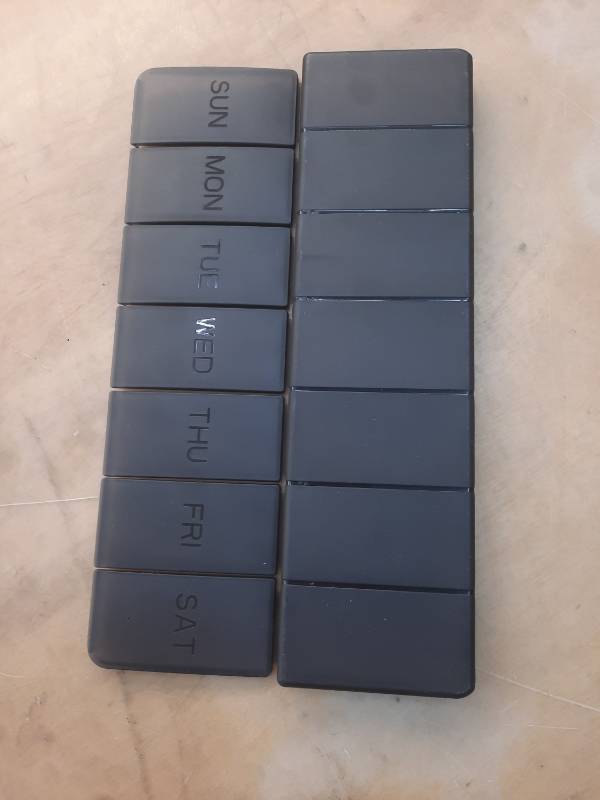 lot 16353 image: Weekly Pill Organizer Case