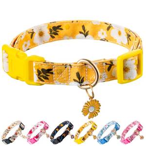 lot 9310 image: Cotton Dog Collar Yellow Flower Pattern Adjustable for Small to Medium Breed Dogs (S)