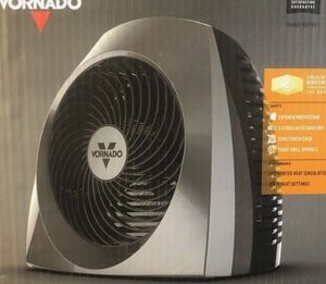 lot 2572 image: Vornado VH240 1500-Watt Black Indoor Electric Fan Space Heater Charcoal gray - Retail $60