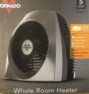 lot 2606 image: Vornado VH240 1500-Watt Black Indoor Electric Fan Space Heater Charcoal gray - Retail $60